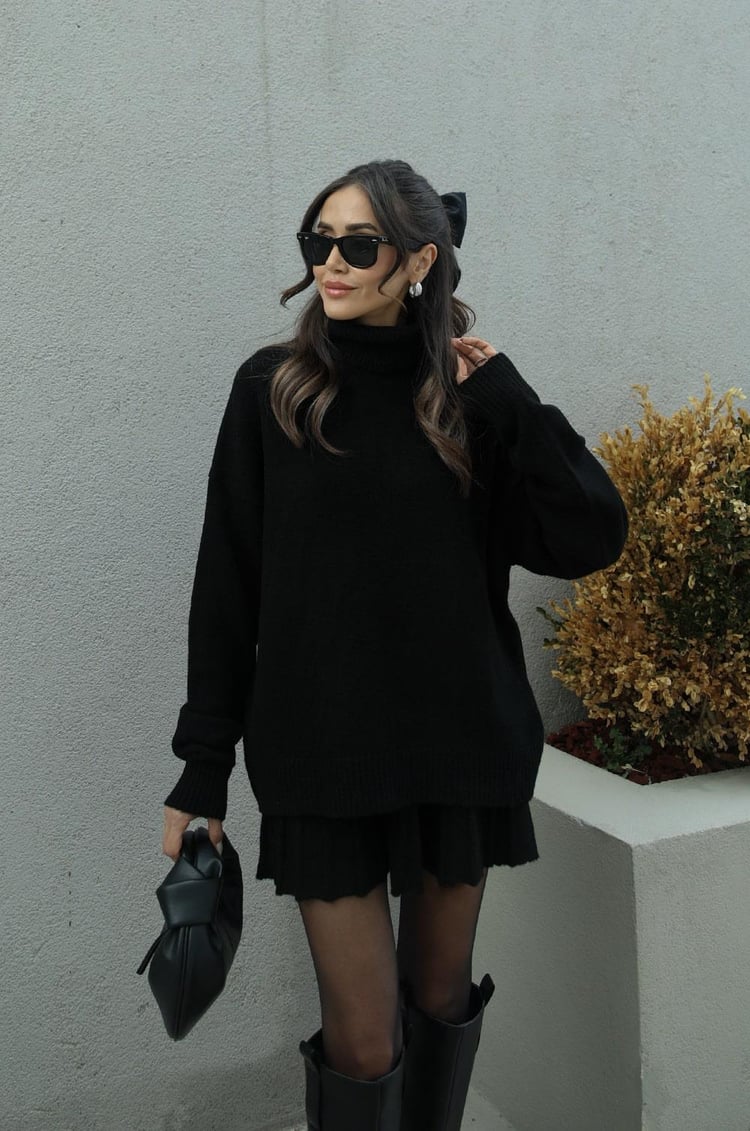 Matior™ | Leila Turtleneck Two-Piece Set