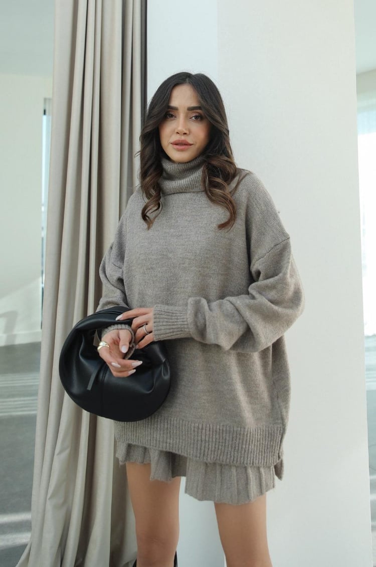 Matior™ | Leila Turtleneck Two-Piece Set